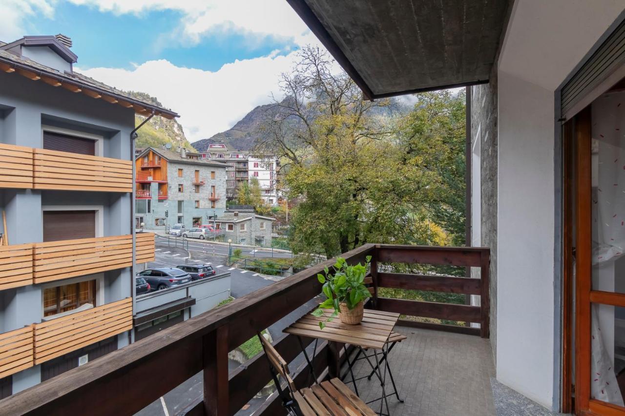 Appartamento Ihost Flat - Valmalenco Centro Chiesa in Valmalenco Esterno foto