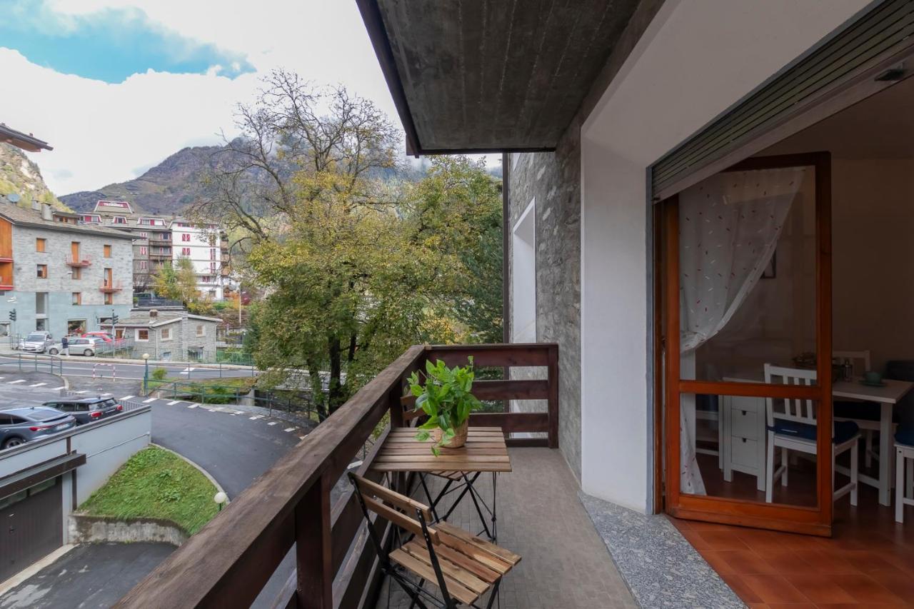 Appartamento Ihost Flat - Valmalenco Centro Chiesa in Valmalenco Esterno foto